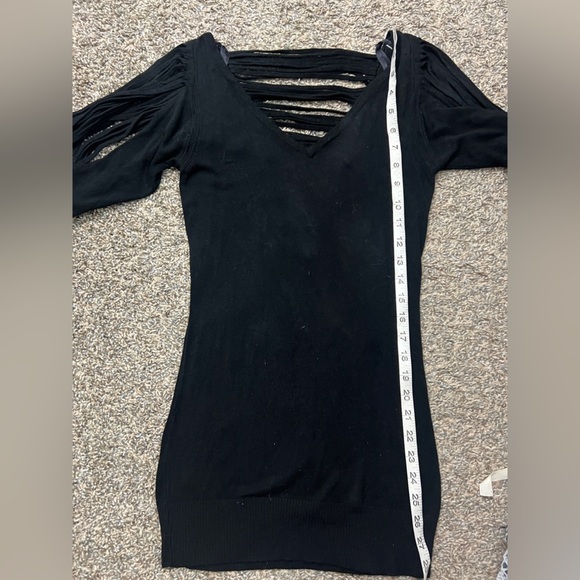 Bisou Bisou Goth Glsm Black Sweater Top V-Neck Blouse with Cutout Sleeves - Picture 11 of 12